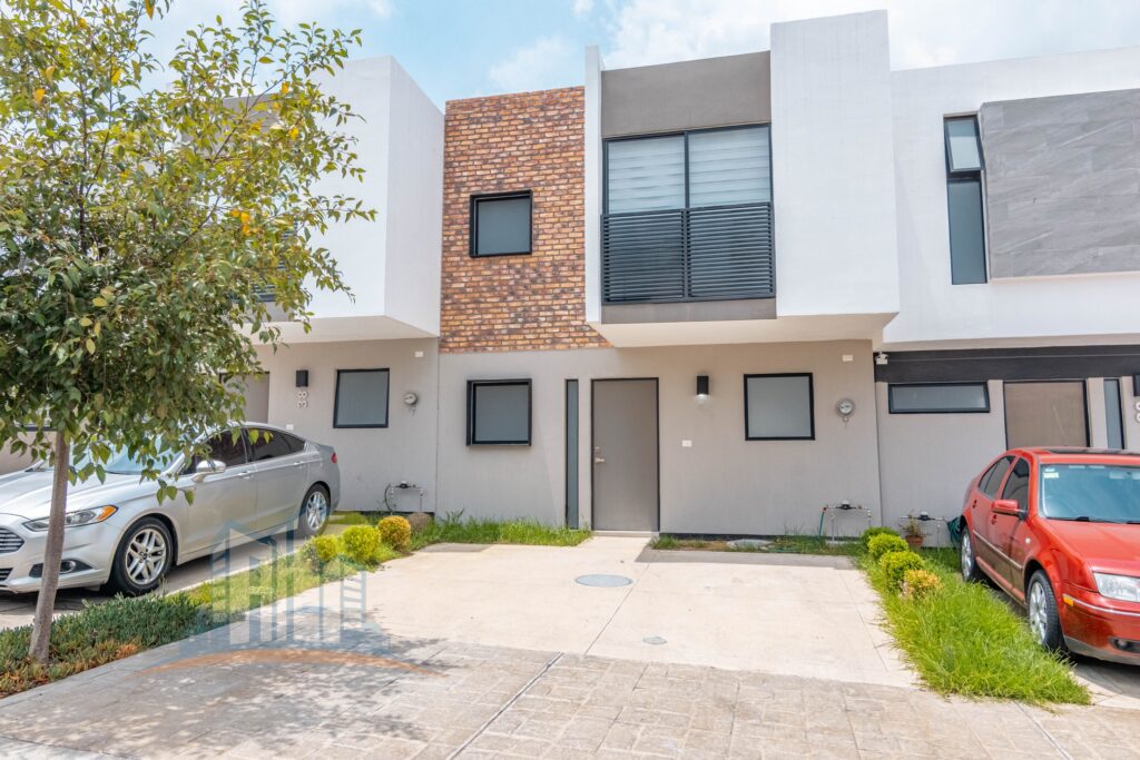 Casa En Venta En Paraíso Residencial